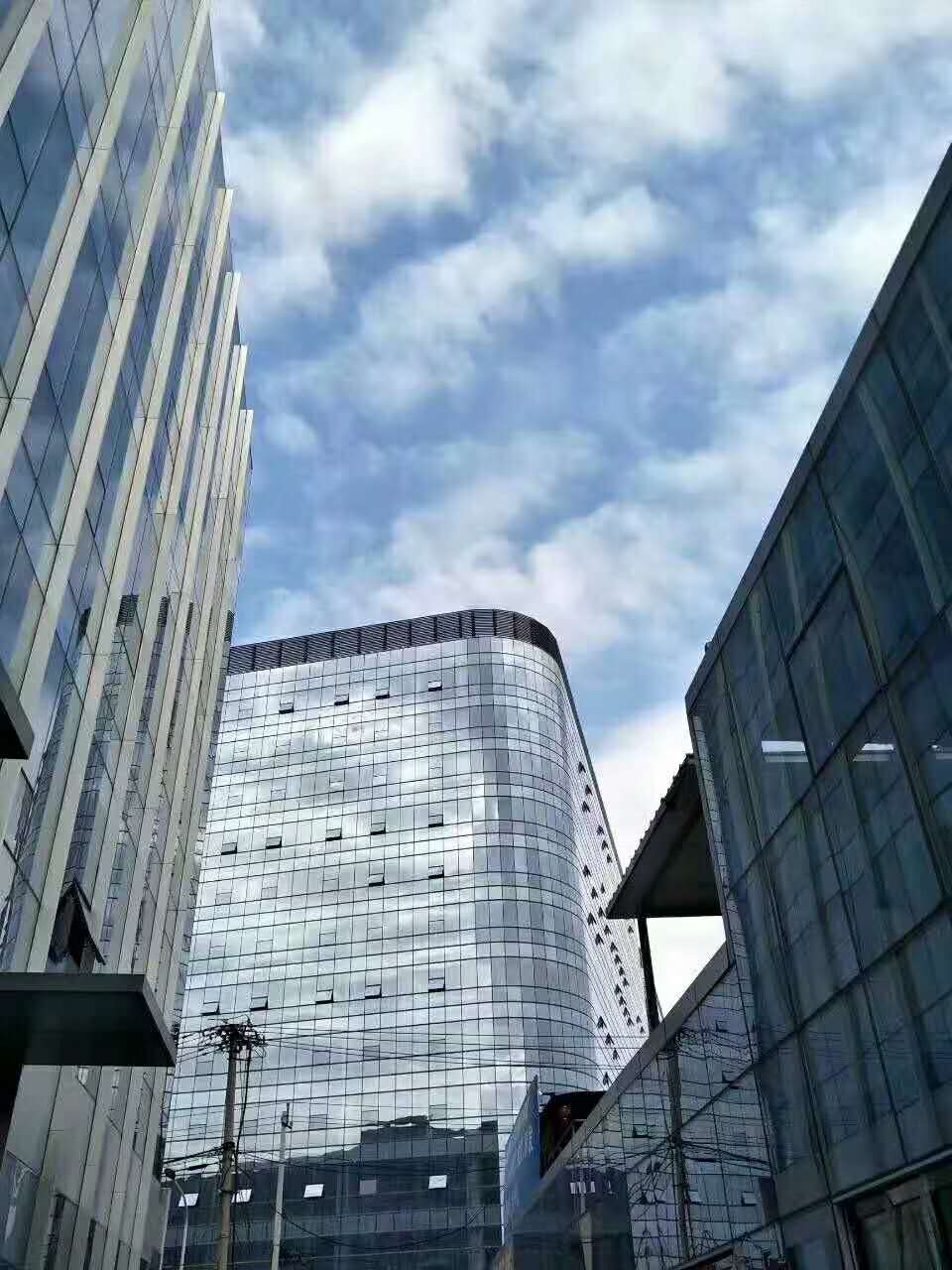 新华科技大厦(新华科技大厦属于哪个街道)